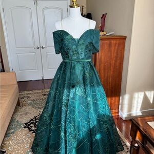 Elegant Green Off-Shoulder Gown